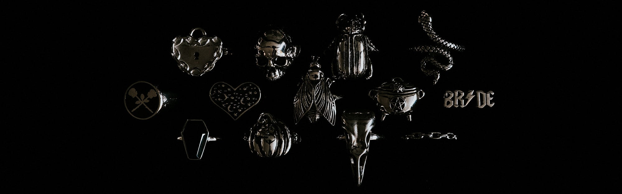 Can’t get enough of Gothic Rings? We get the obsession. Gothic rings are our passion. Whether you're looking for a Gothic statement ring or that unique insect inspired item, we've got you covered.