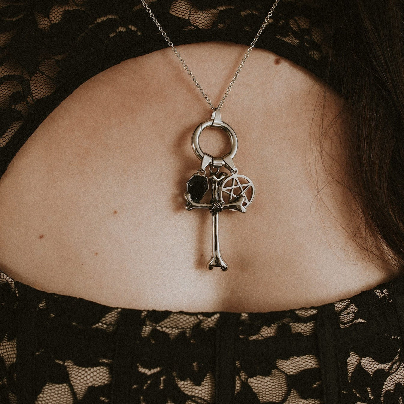 Pentagram Charm Mysticum Luna