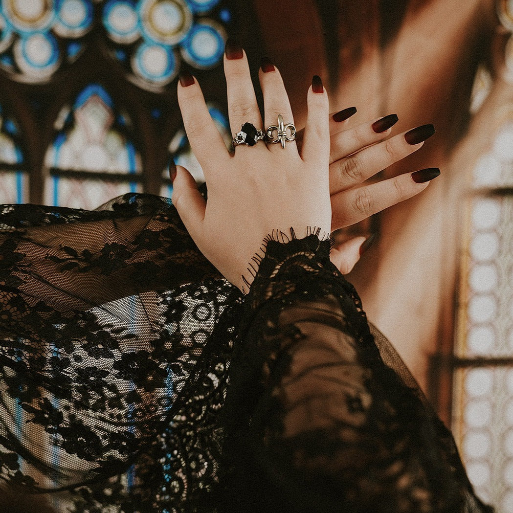 Fleur De Lis Ring Mysticum Luna