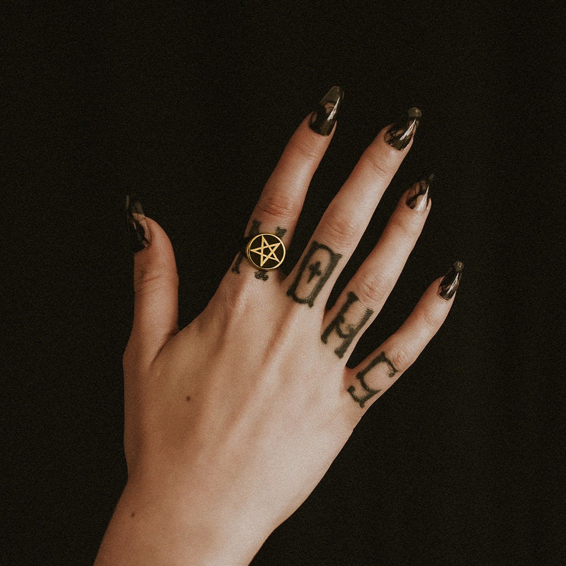 Gold Pentagram Signet Ring Mysticum Luna