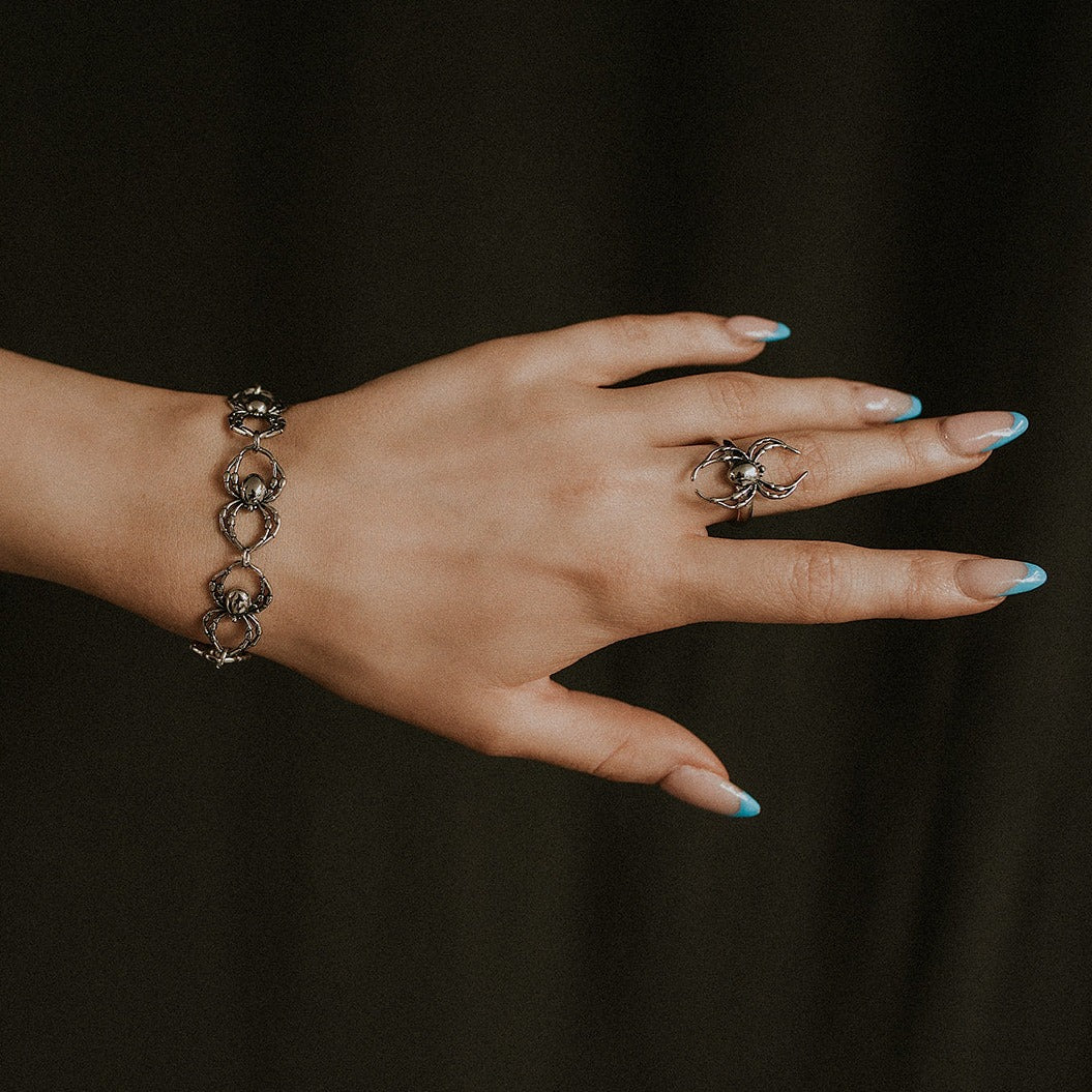 Orb Weaver Spider Ring mysticumluna2021