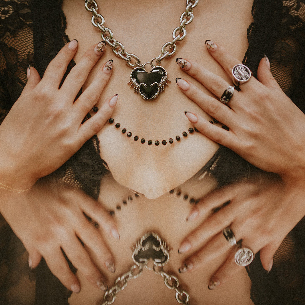 Venin Obscura Scorpion Heart Necklace