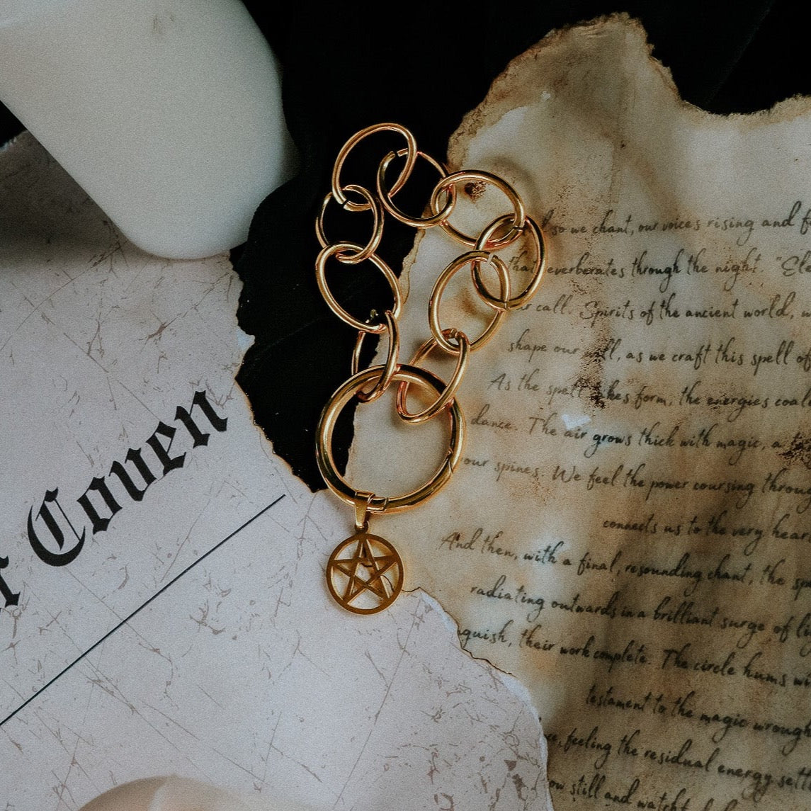 Charm Coven Talisman Bracelet gold Mysticum Luna