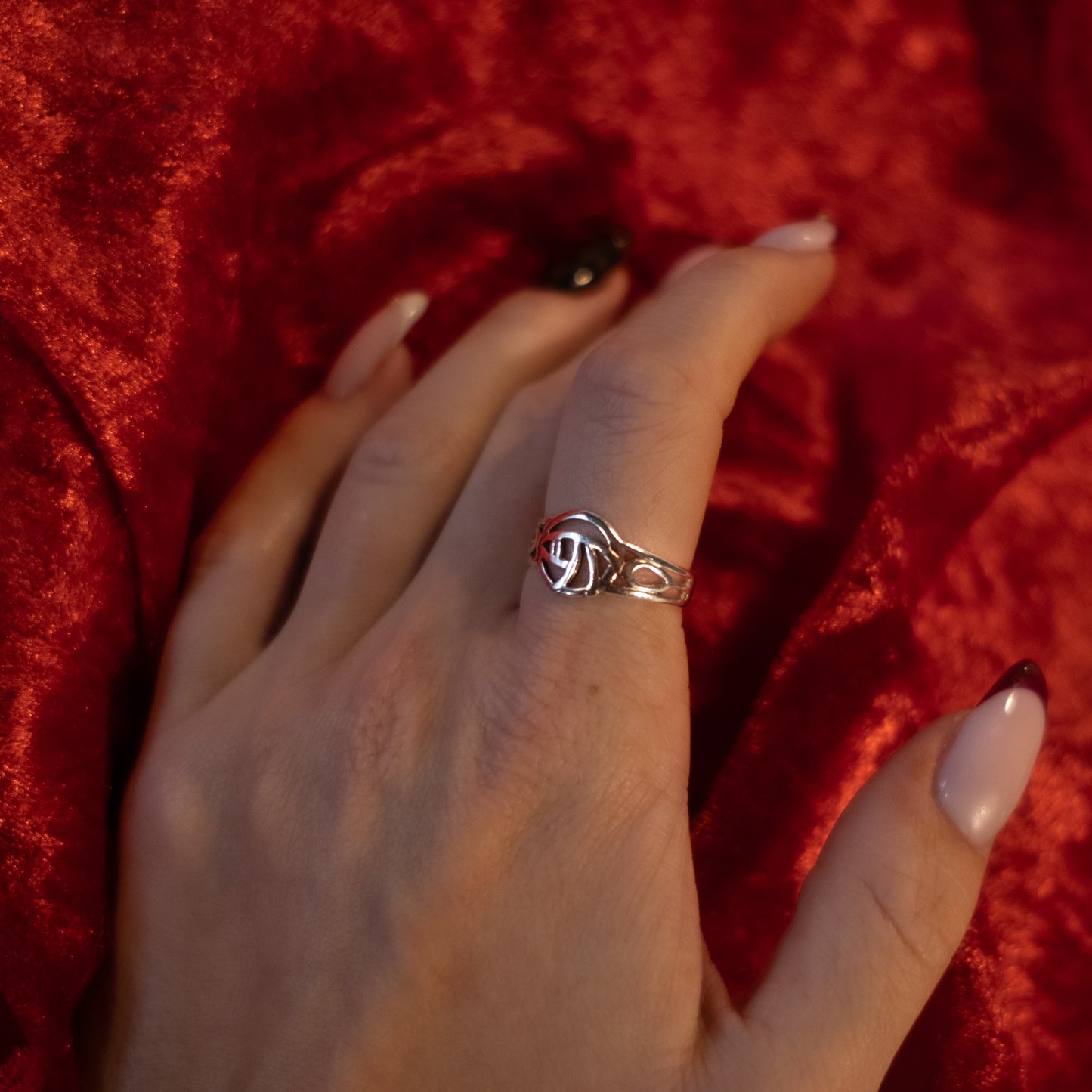 Sterling Silver Eye of Horus Ring - Size UK O / US 7