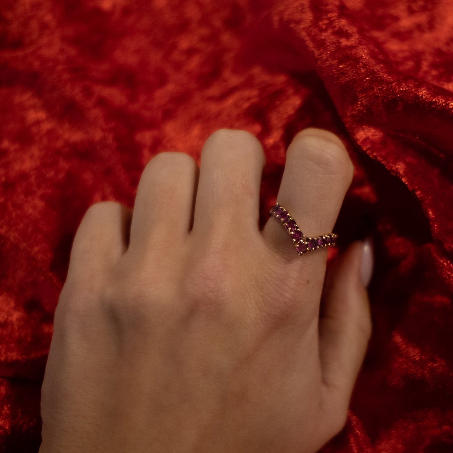 9ct Gold Garnet Wishbone Ring - Size UK O / US 7