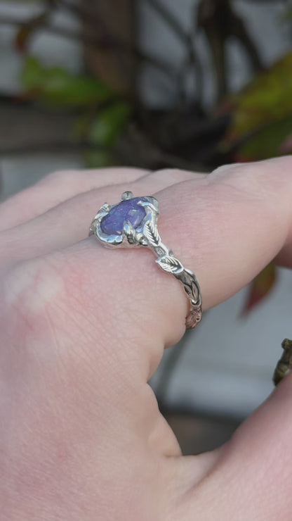 Evergreen leaf Breastmilk & Ashes Memorial Ring
