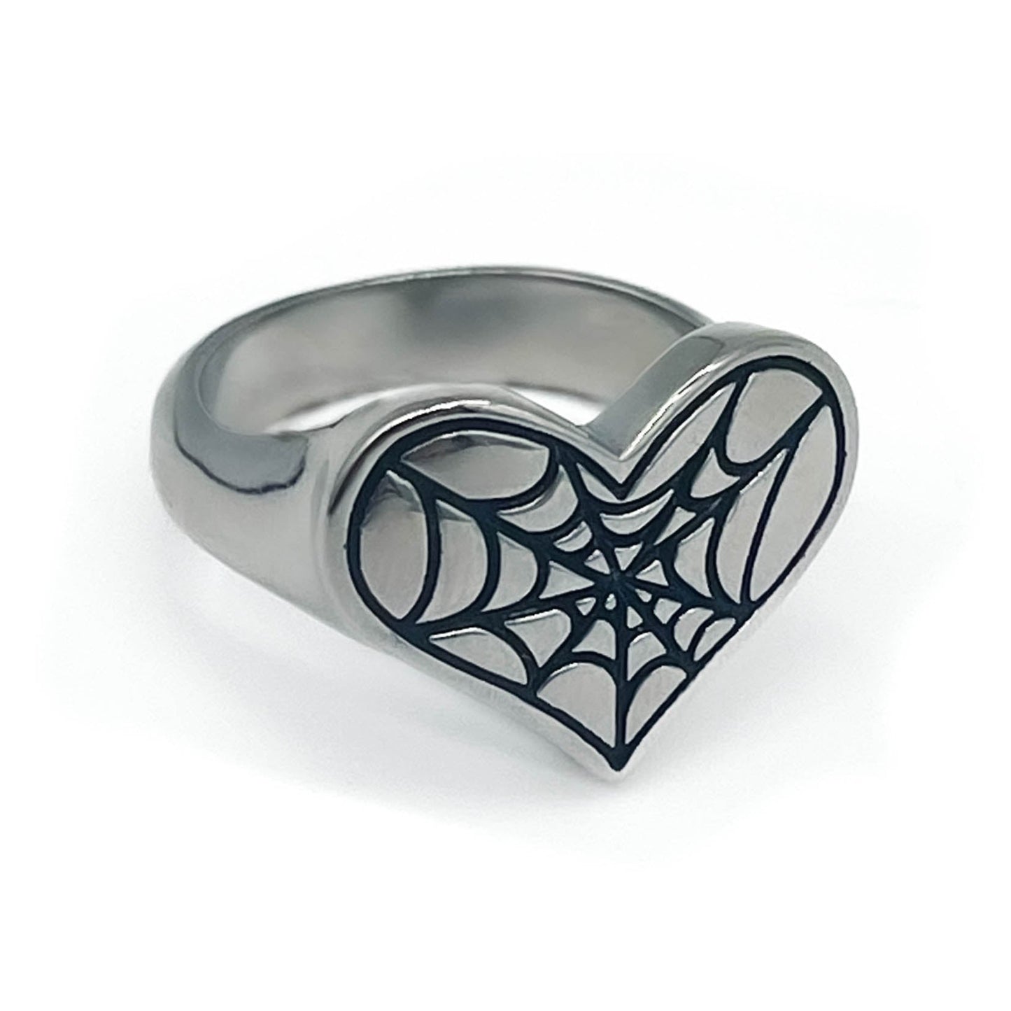 Cobweb Heart Ring mysticumluna2021